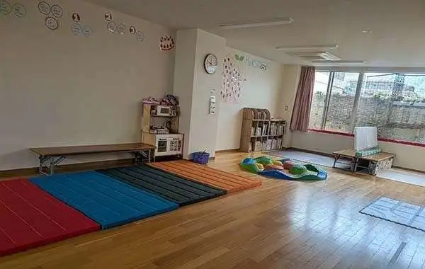 にじいろのおうち